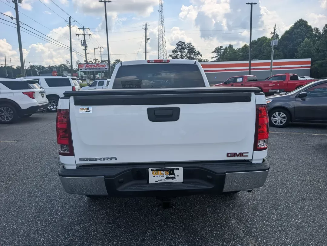2013 /Dark Titanium GMC Sierra 1500 Work Truck (1GTR1TEX2DZ) with an Other engine, located at 804 22nd Ave, Phenix City, AL, 36870, (334) 297-1860, 32.484749, -85.024475 - **Discover Your Next Adventure with the 2013 GMC Sierra 1500 at Gils Auto in Phenix City, AL!**<br /> <br /> Are you in the market for a vehicle that combines rugged reliability with everyday practicality? Look no further than this dependable 2013 GMC Sierra 1500 Work Truck! Perfect for those who cr - Photo#5