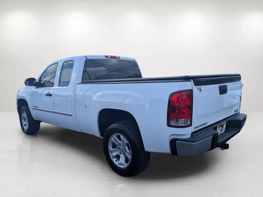2013 /Dark Titanium GMC Sierra 1500 Work Truck (1GTR1TEX2DZ) with an Other engine, located at 5115 14th Ave., Columbus, GA, 31904, (706) 323-0345, 32.511494, -84.971046 - **Discover Your Next Adventure with the 2013 GMC Sierra 1500 at Gils Auto in Phenix City, AL!**<br /> <br /> Are you in the market for a vehicle that combines rugged reliability with everyday practicality? Look no further than this dependable 2013 GMC Sierra 1500 Work Truck! Perfect for those who cr - Photo#6