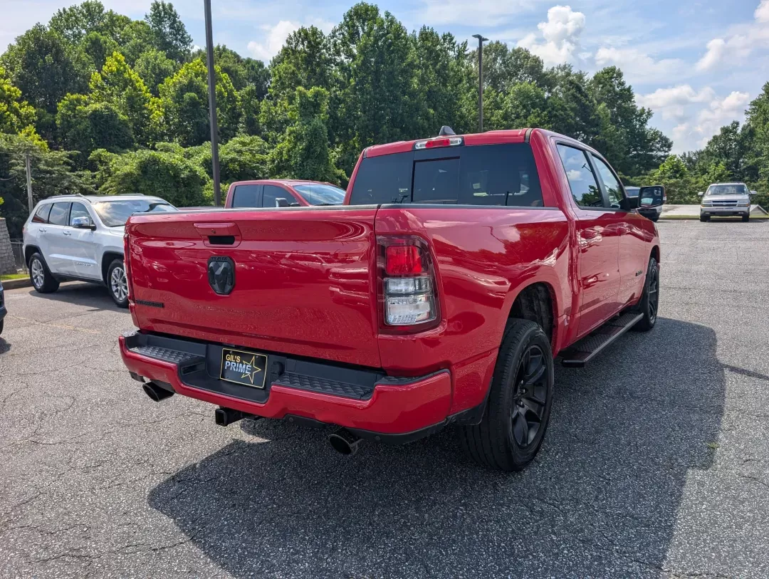 2020 /Black Ram 1500 Big Horn (1C6RREFT0LN) with an Other engine, located at 3959 U.S. 80 W, Phenix City, AL, 36870, (334) 297-4885, 32.469296, -85.135185 - **Unleash Your Adventures with the 2020 Ram 1500 Big Horn at Gils Auto!**<br /> <br /> Are you ready to elevate your lifestyle? Whether you're hauling gear for your weekend adventures, commuting to work, or managing a busy family life, the 2020 Ram 1500 Big Horn Crew Cab Pickup is designed to meet a - Photo#4