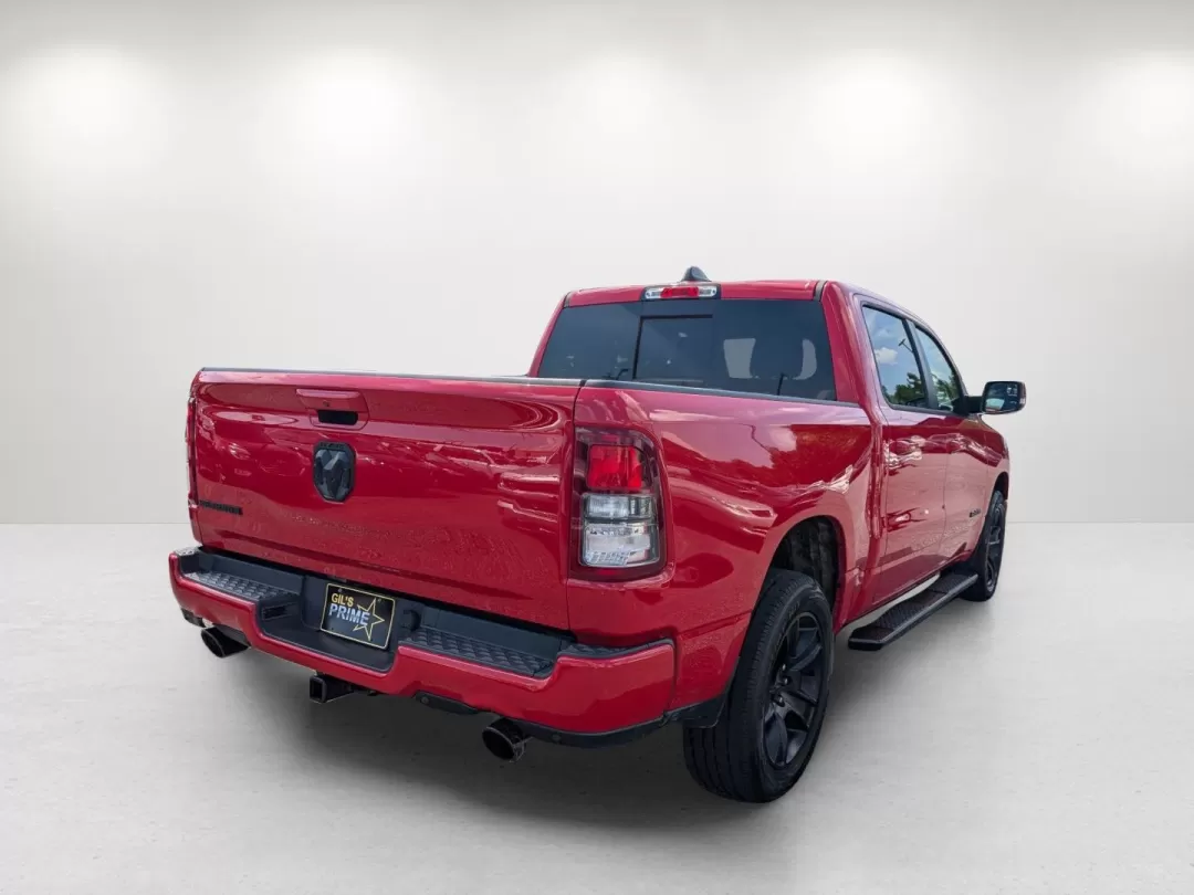 2020 /Black Ram 1500 Big Horn (1C6RREFT0LN) with an Other engine, located at 804 22nd Ave, Phenix City, AL, 36870, (334) 297-1860, 32.484749, -85.024475 - **Unleash Your Adventures with the 2020 Ram 1500 Big Horn at Gils Auto!**<br /> <br /> Are you ready to elevate your lifestyle? Whether you're hauling gear for your weekend adventures, commuting to work, or managing a busy family life, the 2020 Ram 1500 Big Horn Crew Cab Pickup is designed to meet a - Photo#4