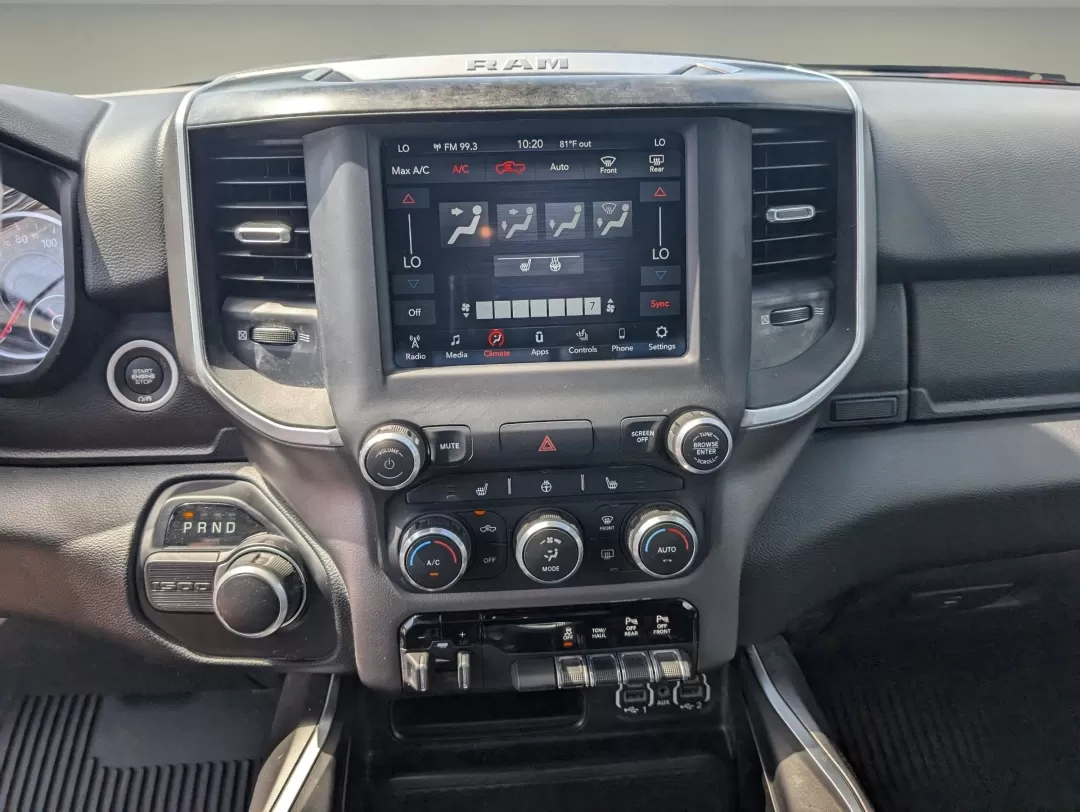 2020 /Black Ram 1500 Big Horn (1C6RREFT0LN) with an Other engine, located at 804 22nd Ave, Phenix City, AL, 36870, (334) 297-1860, 32.484749, -85.024475 - **Unleash Your Adventures with the 2020 Ram 1500 Big Horn at Gils Auto!**<br /> <br /> Are you ready to elevate your lifestyle? Whether you're hauling gear for your weekend adventures, commuting to work, or managing a busy family life, the 2020 Ram 1500 Big Horn Crew Cab Pickup is designed to meet a - Photo#14