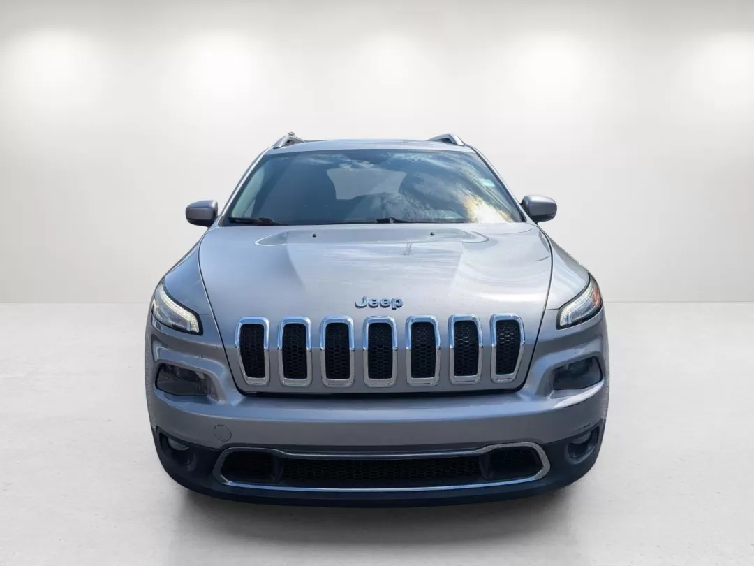 2014 /Black/Iceland Gray Jeep Cherokee Limited (1C4PJMDS4EW) with an Other engine, located at 1430 Gateway Drive, Opelika, AL, 36801, (334) 239-0944, 32.637871, -85.409790 - **Explore the Great Outdoors with This 2014 Jeep Cherokee Limited Perfect for Adventure Seekers in Phenix City!**<br /> <br /> Are you ready to elevate your adventures on and off the beaten path? Look no further than this stunning 2014 Jeep Cherokee Limited, a versatile Sport Utility Vehicle that c - Photo#1