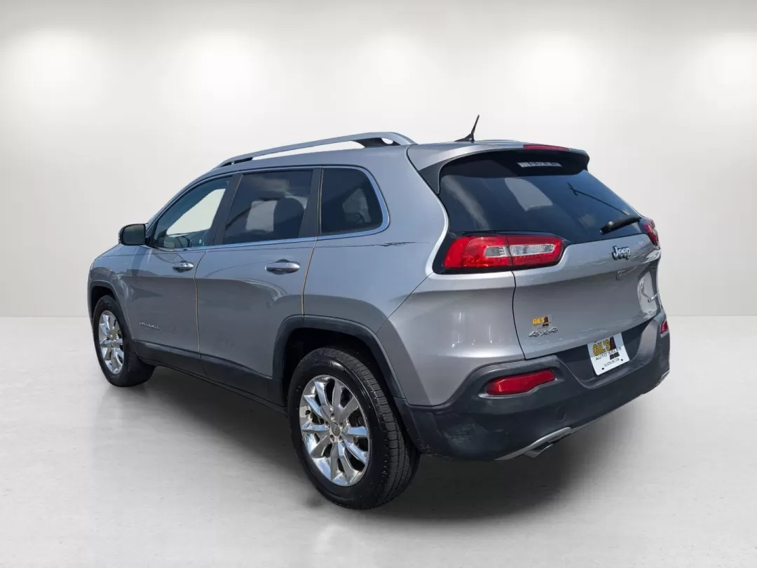 2014 /Black/Iceland Gray Jeep Cherokee Limited (1C4PJMDS4EW) with an Other engine, located at 1430 Gateway Drive, Opelika, AL, 36801, (334) 239-0944, 32.637871, -85.409790 - **Explore the Great Outdoors with This 2014 Jeep Cherokee Limited Perfect for Adventure Seekers in Phenix City!**<br /> <br /> Are you ready to elevate your adventures on and off the beaten path? Look no further than this stunning 2014 Jeep Cherokee Limited, a versatile Sport Utility Vehicle that c - Photo#6