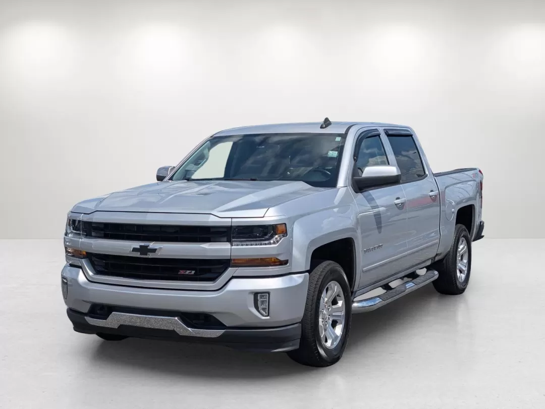2016 /Jet Black Chevrolet Silverado 1500 LT (3GCUKRECXGG) with an Other engine, located at 7000 Northlake Connector, Columbus, GA, 31904, (706) 987-8085, 32.524975, -84.978134 - Discover the ultimate driving experience with this 2016 Chevrolet Silverado 1500 LT, perfect for those who crave adventure and reliability. Whether you're a growing family in need of a spacious and dependable vehicle or a weekend warrior looking to head off the beaten path, this truck has you covere - Photo#1