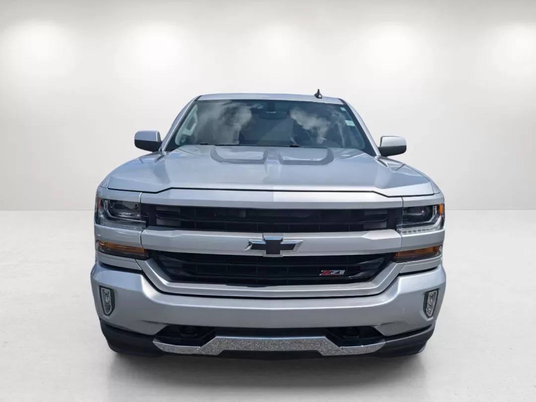 2016 /Jet Black Chevrolet Silverado 1500 LT (3GCUKRECXGG) with an Other engine, located at 7000 Northlake Connector, Columbus, GA, 31904, (706) 987-8085, 32.524975, -84.978134 - Discover the ultimate driving experience with this 2016 Chevrolet Silverado 1500 LT, perfect for those who crave adventure and reliability. Whether you're a growing family in need of a spacious and dependable vehicle or a weekend warrior looking to head off the beaten path, this truck has you covere - Photo#2