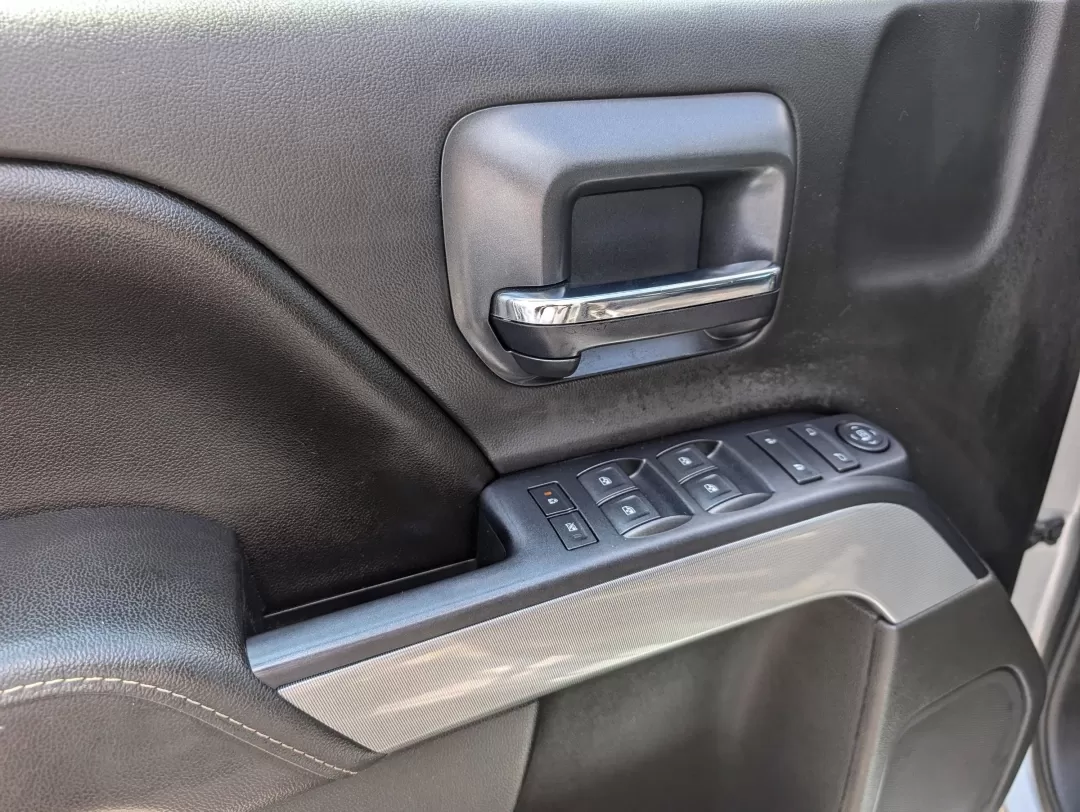 2016 /Jet Black Chevrolet Silverado 1500 LT (3GCUKRECXGG) with an Other engine, located at 7000 Northlake Connector, Columbus, GA, 31904, (706) 987-8085, 32.524975, -84.978134 - Discover the ultimate driving experience with this 2016 Chevrolet Silverado 1500 LT, perfect for those who crave adventure and reliability. Whether you're a growing family in need of a spacious and dependable vehicle or a weekend warrior looking to head off the beaten path, this truck has you covere - Photo#9