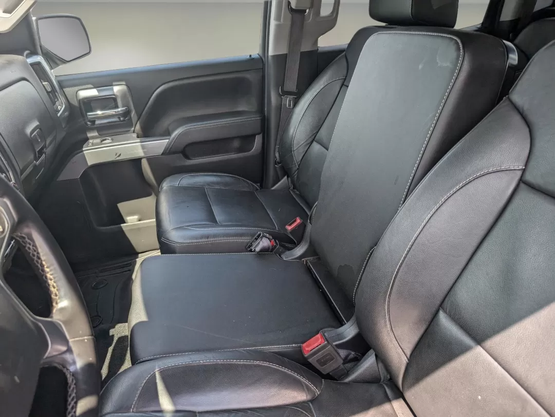 2016 /Jet Black Chevrolet Silverado 1500 LT (3GCUKRECXGG) with an Other engine, located at 7000 Northlake Connector, Columbus, GA, 31904, (706) 987-8085, 32.524975, -84.978134 - Discover the ultimate driving experience with this 2016 Chevrolet Silverado 1500 LT, perfect for those who crave adventure and reliability. Whether you're a growing family in need of a spacious and dependable vehicle or a weekend warrior looking to head off the beaten path, this truck has you covere - Photo#11