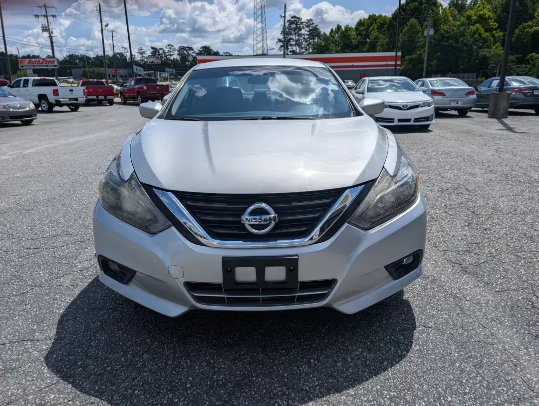 2017 /Sport Interior Nissan Altima 2.5 SR (1N4AL3AP3HC) with an Other engine, located at 3959 U.S. 80 W, Phenix City, AL, 36870, (334) 297-4885, 32.469296, -85.135185 - **Discover Your New Adventure with the 2017 Nissan Altima 2.5 SR at Gils Auto!**<br /> <br /> Are you in search of a reliable vehicle that perfectly balances style, performance, and practicality? Look no further than the 2017 Nissan Altima 2.5 SR, available now at Gils Auto in Phenix City, AL! This - Photo#1