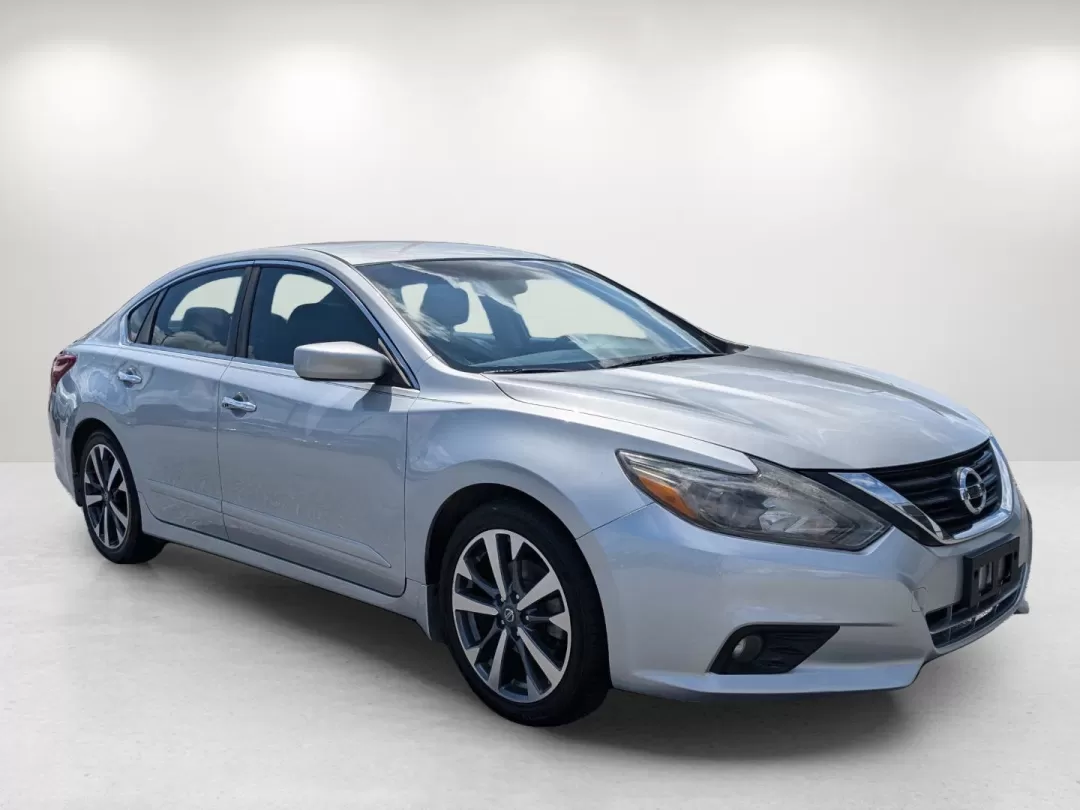 2017 /Sport Interior Nissan Altima 2.5 SR (1N4AL3AP3HC) with an Other engine, located at 521 Old Farm Lane Rd, Prattville, AL, 36066, (334) 325-1505, 32.482460, -86.416367 - **Discover Your New Adventure with the 2017 Nissan Altima 2.5 SR at Gils Auto!**<br /> <br /> Are you in search of a reliable vehicle that perfectly balances style, performance, and practicality? Look no further than the 2017 Nissan Altima 2.5 SR, available now at Gils Auto in Phenix City, AL! This - Photo#2