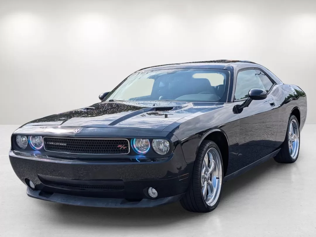 2009 /Dark Slate Gray Dodge Challenger R/T (2B3LJ54T59H) with an Other engine, located at 3959 U.S. 80 W, Phenix City, AL, 36870, (334) 297-4885, 32.469296, -85.135185 - **Unleash the Thrill of the Open Road with This 2009 Dodge Challenger R/T at Gils Auto!**<br /> <br /> Are you looking for a vehicle that embodies power, style, and performance? This 2009 Dodge Challenger R/T is the perfect blend of muscle and modernity, making it an ideal choice for driving enthusi - Photo#1