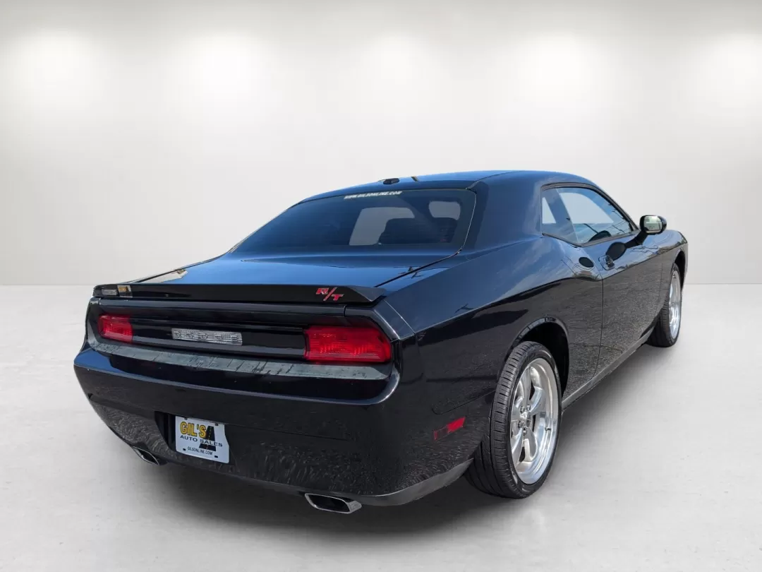 2009 /Dark Slate Gray Dodge Challenger R/T (2B3LJ54T59H) with an Other engine, located at 3959 U.S. 80 W, Phenix City, AL, 36870, (334) 297-4885, 32.469296, -85.135185 - **Unleash the Thrill of the Open Road with This 2009 Dodge Challenger R/T at Gils Auto!**<br /> <br /> Are you looking for a vehicle that embodies power, style, and performance? This 2009 Dodge Challenger R/T is the perfect blend of muscle and modernity, making it an ideal choice for driving enthusi - Photo#5