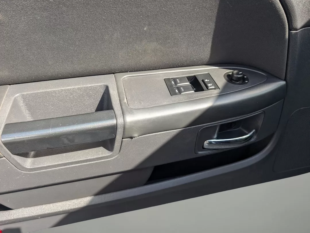2009 /Dark Slate Gray Dodge Challenger R/T (2B3LJ54T59H) with an Other engine, located at 3959 U.S. 80 W, Phenix City, AL, 36870, (334) 297-4885, 32.469296, -85.135185 - **Unleash the Thrill of the Open Road with This 2009 Dodge Challenger R/T at Gils Auto!**<br /> <br /> Are you looking for a vehicle that embodies power, style, and performance? This 2009 Dodge Challenger R/T is the perfect blend of muscle and modernity, making it an ideal choice for driving enthusi - Photo#9