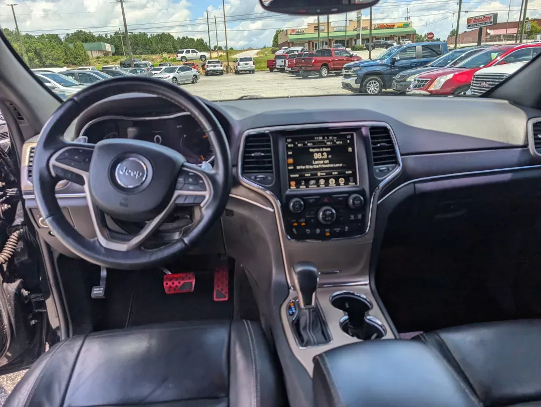 2017 /Black Jeep Grand Cherokee Limited (1C4RJEBG5HC) with an Other engine, located at 3959 U.S. 80 W, Phenix City, AL, 36870, (334) 297-4885, 32.469296, -85.135185 - **Experience Adventure in Comfort with the 2017 Jeep Grand Cherokee Limited!**<br /> <br /> Are you ready to elevate your daily drives and weekend getaways? The 2017 Jeep Grand Cherokee Limited is the ultimate SUV for those who crave adventure without sacrificing comfort and modern technology. Wheth - Photo#11