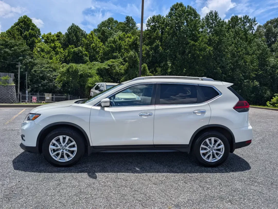 2018 /Charcoal Nissan Rogue SV (JN8AT2MT7JW) with an Other engine, located at 3959 U.S. 80 W, Phenix City, AL, 36870, (334) 297-4885, 32.469296, -85.135185 - **Discover Your Next Adventure with the 2018 Nissan Rogue SV at Gils Auto!**<br /> <br /> Are you ready to elevate your lifestyle with a vehicle that marries versatility and comfort? The 2018 Nissan Rogue SV is the perfect companion for growing families, weekend adventurers, and budget-conscious buy - Photo#7
