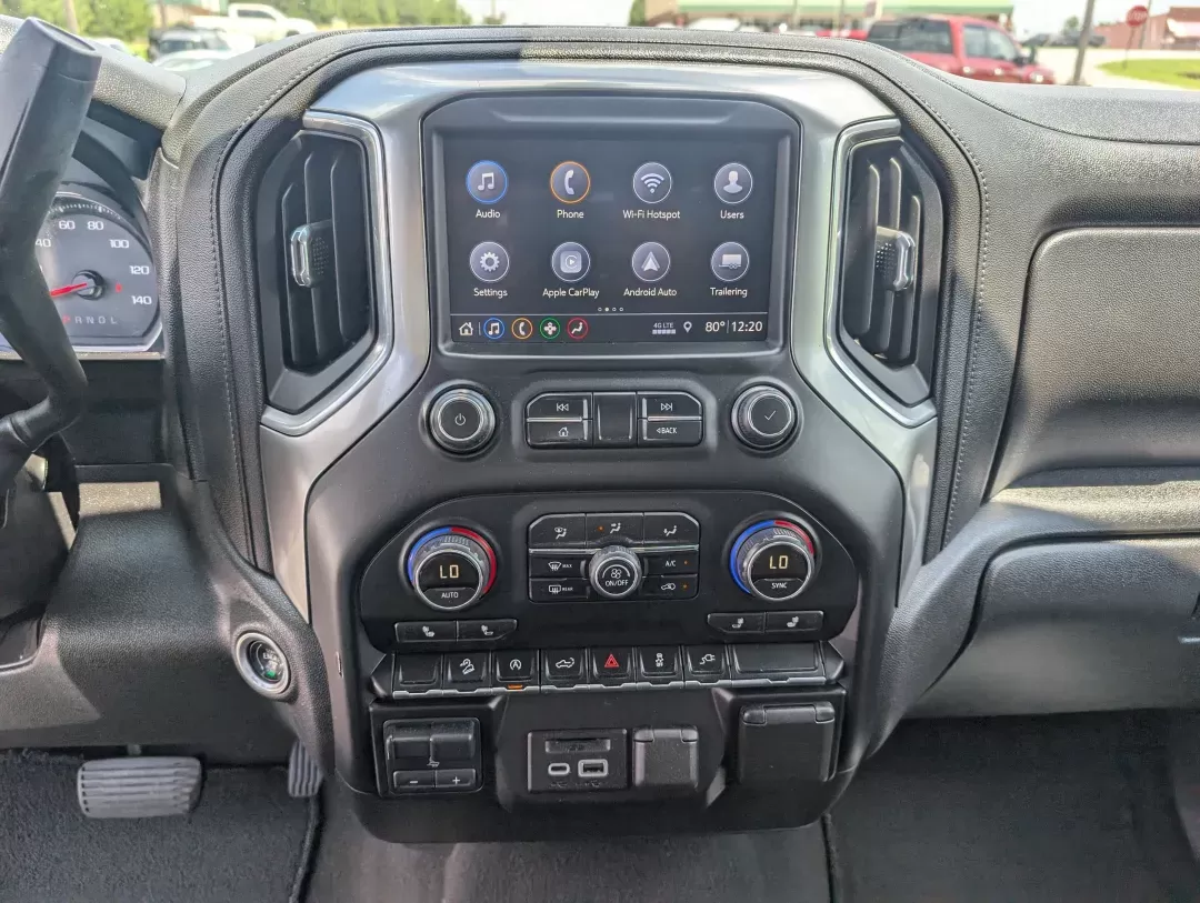 2019 /Jet Black Chevrolet Silverado 1500 LT (3GCUYDED8KG) with an Other engine, located at 3959 U.S. 80 W, Phenix City, AL, 36870, (334) 297-4885, 32.469296, -85.135185 - Discover the thrill of adventure with this 2019 Chevrolet Silverado 1500 LT, a pickup truck designed for those who crave both ruggedness and comfort, perfect for weekend getaways or daily commuting in Phenix City, AL. Whether you're a growing family needing extra space or a weekend warrior ready for - Photo#14