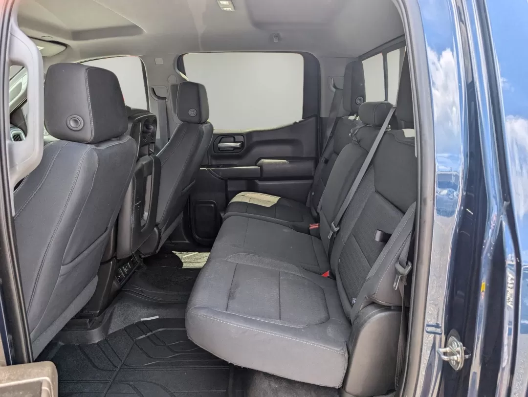 2019 /Jet Black Chevrolet Silverado 1500 LT (3GCUYDED8KG) with an Other engine, located at 3959 U.S. 80 W, Phenix City, AL, 36870, (334) 297-4885, 32.469296, -85.135185 - Discover the thrill of adventure with this 2019 Chevrolet Silverado 1500 LT, a pickup truck designed for those who crave both ruggedness and comfort, perfect for weekend getaways or daily commuting in Phenix City, AL. Whether you're a growing family needing extra space or a weekend warrior ready for - Photo#12