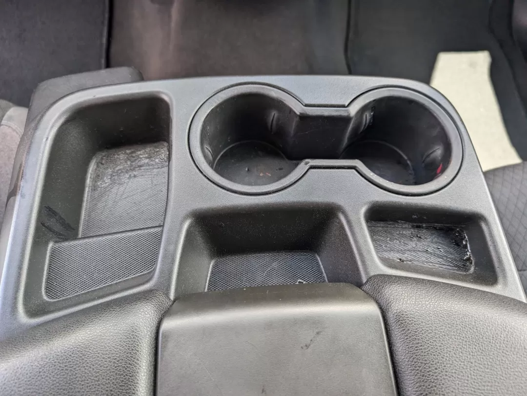 2019 /Jet Black Chevrolet Silverado 1500 LT (3GCUYDED8KG) with an Other engine, located at 3959 U.S. 80 W, Phenix City, AL, 36870, (334) 297-4885, 32.469296, -85.135185 - Discover the thrill of adventure with this 2019 Chevrolet Silverado 1500 LT, a pickup truck designed for those who crave both ruggedness and comfort, perfect for weekend getaways or daily commuting in Phenix City, AL. Whether you're a growing family needing extra space or a weekend warrior ready for - Photo#16
