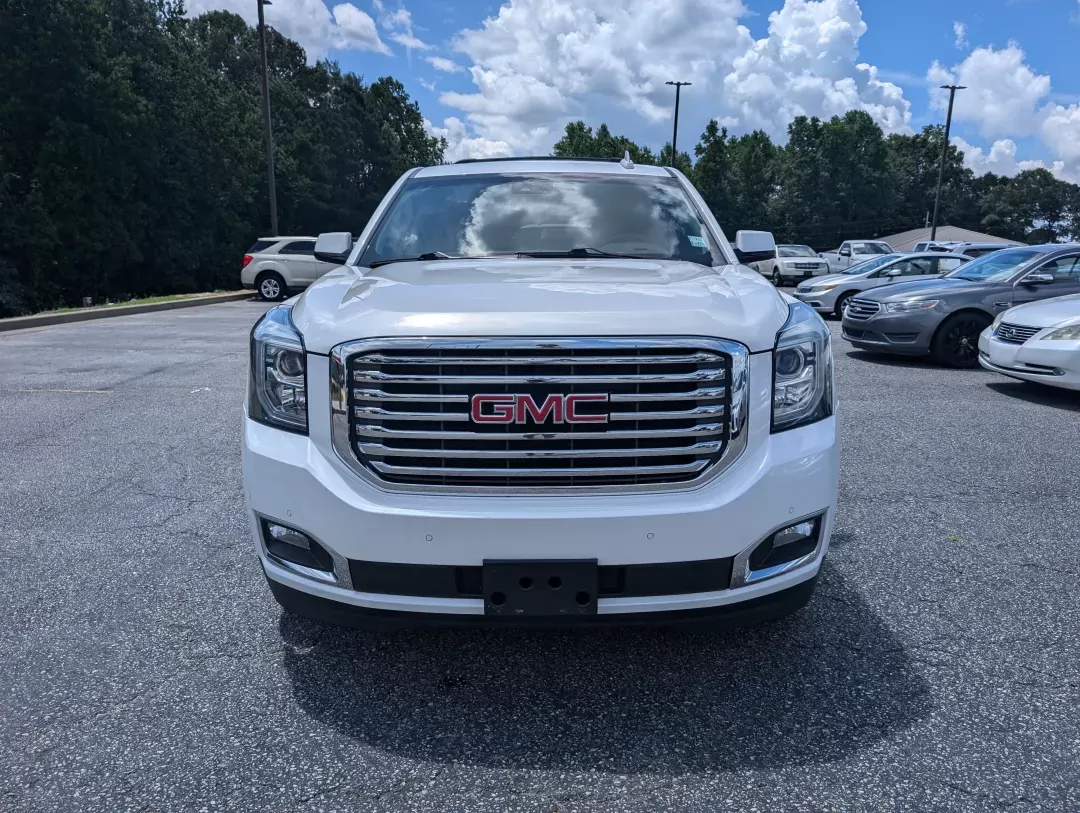 2017 /Cocoa/Dune GMC Yukon XL SLT (1GKS2GKC1HR) with an Other engine, located at 3959 U.S. 80 W, Phenix City, AL, 36870, (334) 297-4885, 32.469296, -85.135185 - **Adventure Awaits: Discover the 2017 GMC Yukon XL SLT at Gils Auto in Phenix City, AL!**<br /> <br /> Are you ready to elevate your driving experience? The 2017 GMC Yukon XL SLT is the perfect vehicle for families, adventure seekers, and anyone looking for a reliable and spacious SUV. With luxuriou - Photo#1