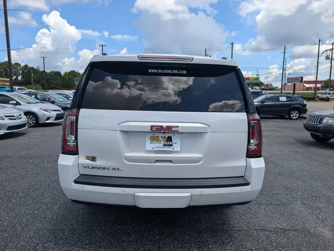 2017 /Cocoa/Dune GMC Yukon XL SLT (1GKS2GKC1HR) with an Other engine, located at 3959 U.S. 80 W, Phenix City, AL, 36870, (334) 297-4885, 32.469296, -85.135185 - **Adventure Awaits: Discover the 2017 GMC Yukon XL SLT at Gils Auto in Phenix City, AL!**<br /> <br /> Are you ready to elevate your driving experience? The 2017 GMC Yukon XL SLT is the perfect vehicle for families, adventure seekers, and anyone looking for a reliable and spacious SUV. With luxuriou - Photo#5