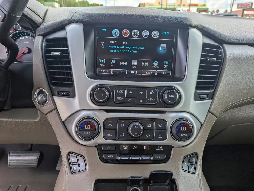 2017 /Cocoa/Dune GMC Yukon XL SLT (1GKS2GKC1HR) with an Other engine, located at 3959 U.S. 80 W, Phenix City, AL, 36870, (334) 297-4885, 32.469296, -85.135185 - **Adventure Awaits: Discover the 2017 GMC Yukon XL SLT at Gils Auto in Phenix City, AL!**<br /> <br /> Are you ready to elevate your driving experience? The 2017 GMC Yukon XL SLT is the perfect vehicle for families, adventure seekers, and anyone looking for a reliable and spacious SUV. With luxuriou - Photo#14