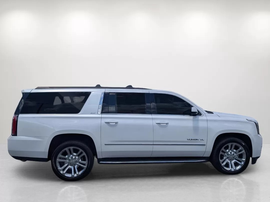 2017 /Cocoa/Dune GMC Yukon XL SLT (1GKS2GKC1HR) with an Other engine, located at 5115 14th Ave., Columbus, GA, 31904, (706) 323-0345, 32.511494, -84.971046 - **Adventure Awaits: Discover the 2017 GMC Yukon XL SLT at Gils Auto in Phenix City, AL!**<br /> <br /> Are you ready to elevate your driving experience? The 2017 GMC Yukon XL SLT is the perfect vehicle for families, adventure seekers, and anyone looking for a reliable and spacious SUV. With luxuriou - Photo#4
