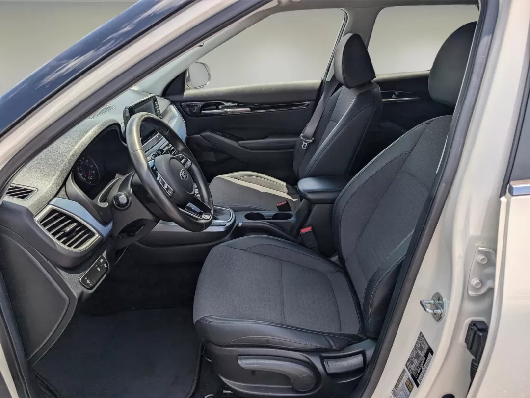 2021 /Black Kia Seltos S (KNDEUCAA3M7) with an Other engine, located at 3959 U.S. 80 W, Phenix City, AL, 36870, (334) 297-4885, 32.469296, -85.135185 - **Discover Your Next Adventure with the 2021 Kia Seltos AWD at Gils Auto!**<br /> <br /> Are you ready to elevate your lifestyle with a vehicle that seamlessly blends style, comfort, and functionality? The 2021 Kia Seltos AWD is perfect for those seeking an adventurous spirit while maintaining the p - Photo#10