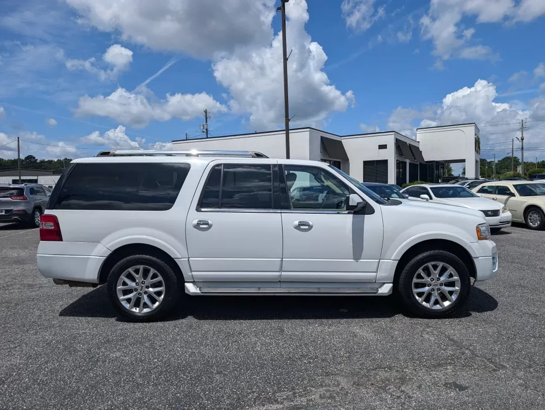 2017 Ford Expedition EL Limited (1FMJK1KT2HE) with an Other engine, located at 3959 U.S. 80 W, Phenix City, AL, 36870, (334) 297-4885, 32.469296, -85.135185 - **Experience Adventure Every Day with the 2017 Ford Expedition EL Limited! Available Now at Gils Auto in Phenix City, AL!**<br /> <br /> Are you searching for the perfect family SUV that combines style, comfort, and versatility? Look no further! The 2017 Ford Expedition EL Limited is designed for th - Photo#3