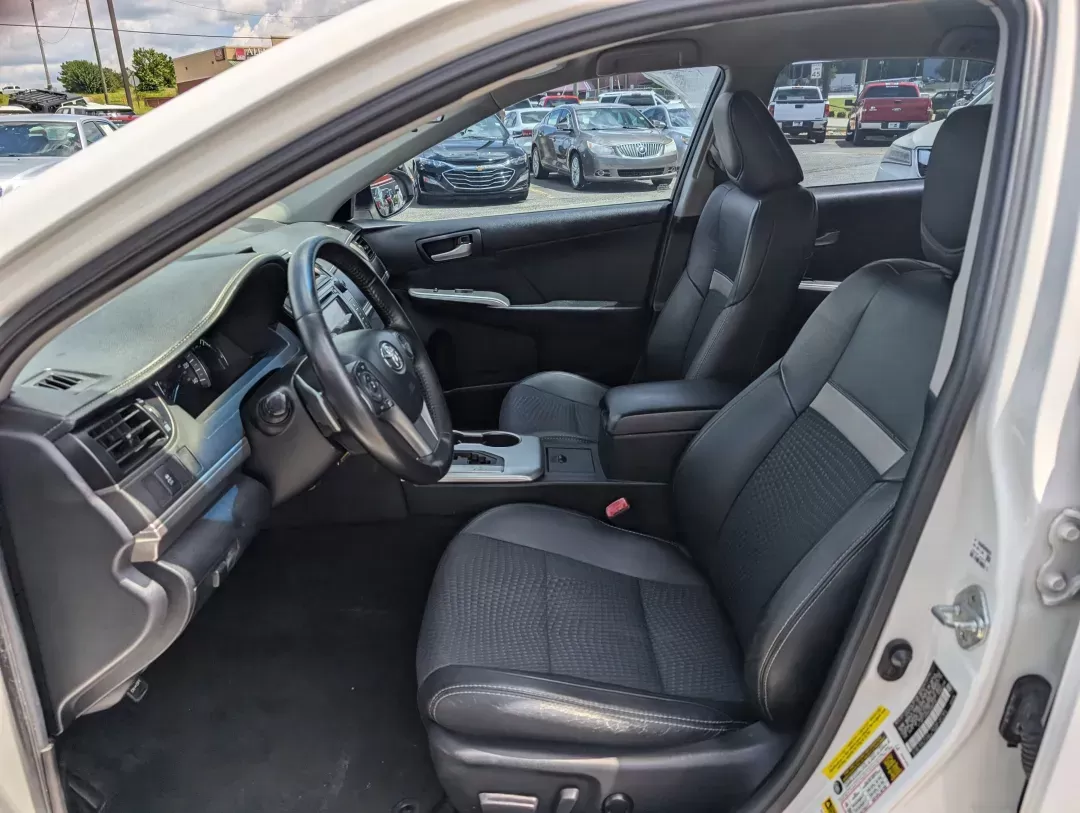 2012 Toyota Camry SE (4T1BF1FK9CU) with an Other engine, located at 3959 U.S. 80 W, Phenix City, AL, 36870, (334) 297-4885, 32.469296, -85.135185 - **Drive Your Dreams with This 2012 Toyota Camry SE Perfect for Your Daily Adventures!**<br /> <br /> Are you in the market for a dependable sedan that's as versatile as your lifestyle? Look no further than this stunning 2012 Toyota Camry SE, an ideal choice for budget-conscious buyers, commuters, a - Photo#9
