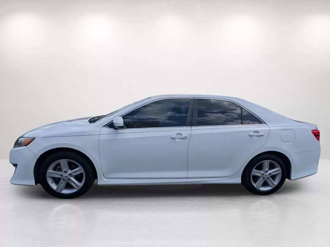 2012 Toyota Camry SE (4T1BF1FK9CU) with an Other engine, located at 7000 Northlake Connector, Columbus, GA, 31904, (706) 987-8085, 32.524975, -84.978134 - **Drive Your Dreams with This 2012 Toyota Camry SE Perfect for Your Daily Adventures!**<br /> <br /> Are you in the market for a dependable sedan that's as versatile as your lifestyle? Look no further than this stunning 2012 Toyota Camry SE, an ideal choice for budget-conscious buyers, commuters, a - Photo#7