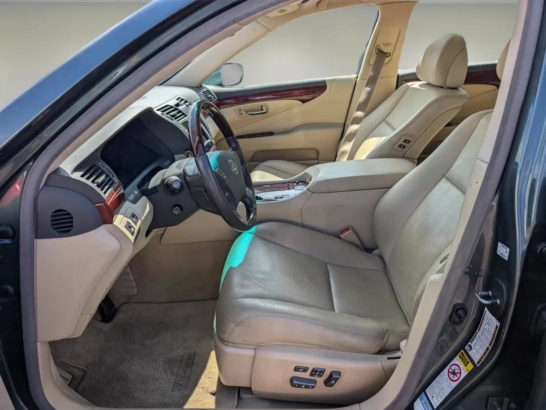 2007 Lexus LS 460 (JTHBL46F375) with an Other engine, located at 3959 U.S. 80 W, Phenix City, AL, 36870, (334) 297-4885, 32.469296, -85.135185 - **Elevate Your Driving Experience with the 2007 Lexus LS 460!** <br /> <br /> Looking for a luxurious vehicle that seamlessly blends comfort and performance? The 2007 Lexus LS 460 is your ticket to a lavish driving experience, making it perfect for those who value both style and substance. Whether y - Photo#10