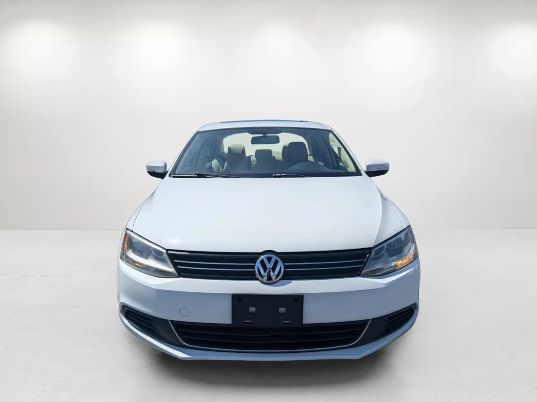 2014 Volkswagen Jetta SE w/Connectivity/Sunroof PZEV (3VWD17AJ2EM) with an Other engine, located at 521 Old Farm Lane Rd, Prattville, AL, 36066, (334) 325-1505, 32.482460, -86.416367 - 2014 Volkswagen Jetta SE w/Connectivity/Sunroof PZEV - Photo#1