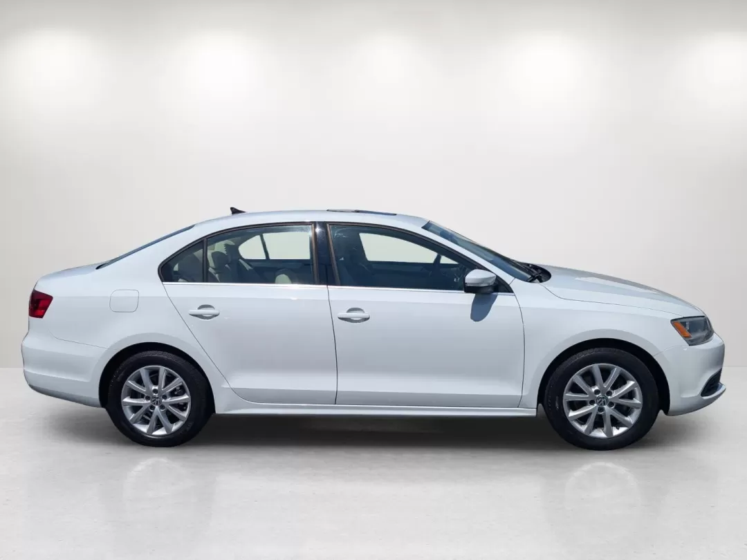 2014 Volkswagen Jetta SE w/Connectivity/Sunroof PZEV (3VWD17AJ2EM) with an Other engine, located at 521 Old Farm Lane Rd, Prattville, AL, 36066, (334) 325-1505, 32.482460, -86.416367 - 2014 Volkswagen Jetta SE w/Connectivity/Sunroof PZEV - Photo#3