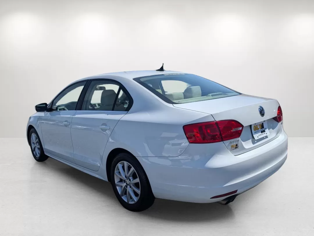 2014 Volkswagen Jetta SE w/Connectivity/Sunroof PZEV (3VWD17AJ2EM) with an Other engine, located at 521 Old Farm Lane Rd, Prattville, AL, 36066, (334) 325-1505, 32.482460, -86.416367 - 2014 Volkswagen Jetta SE w/Connectivity/Sunroof PZEV - Photo#6