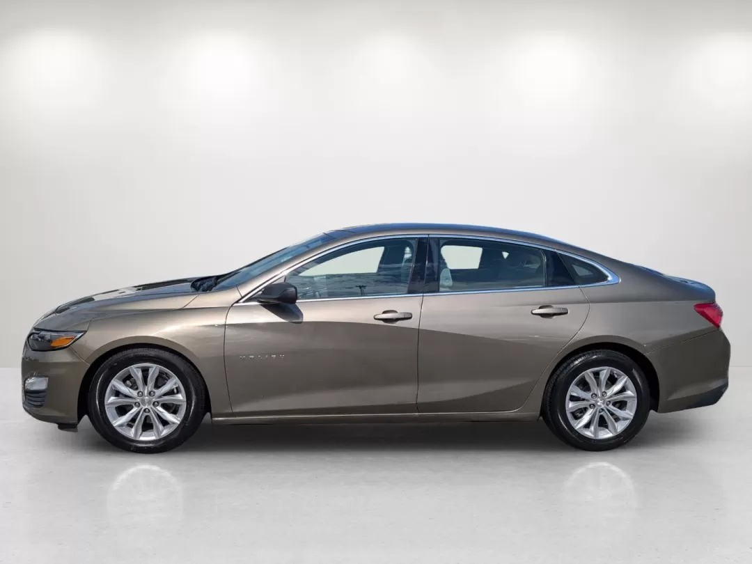 2020 /Dark Atmosphere/ Medium Ash Gray Chevrolet Malibu LT (1G1ZD5ST5LF) with an Other engine, located at 3959 U.S. 80 W, Phenix City, AL, 36870, (334) 297-4885, 32.469296, -85.135185 - ### Drive in Style and Comfort with This 2020 Chevrolet Malibu LT Perfect for Your Daily Commute!<br /> <br /> Are you on the lookout for a reliable sedan that's great for long commutes and weekend adventures? Look no further! Gils Auto in Phenix City, AL, is thrilled to present this stunning 2020 - Photo#8