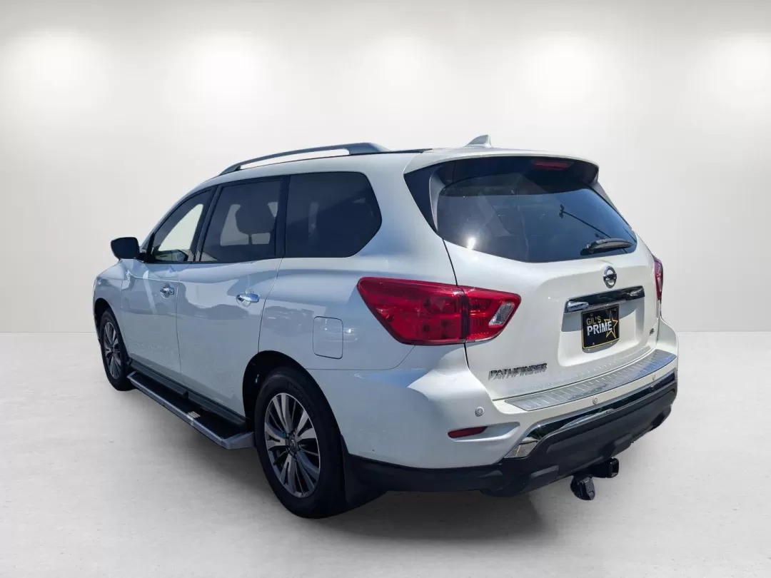 2019 /Almond Nissan Pathfinder SL (5N1DR2MN1KC) with an Other engine, located at 3959 U.S. 80 W, Phenix City, AL, 36870, (334) 297-4885, 32.469296, -85.135185 - **Discover Your Next Adventure with the 2019 Nissan Pathfinder SL at Gils Auto in Phenix City, AL!**<br /> <br /> Are you ready to elevate your family's travel experience? The 2019 Nissan Pathfinder SL is the perfect companion for family road trips, weekend adventures, or daily commutes. With spacio - Photo#7