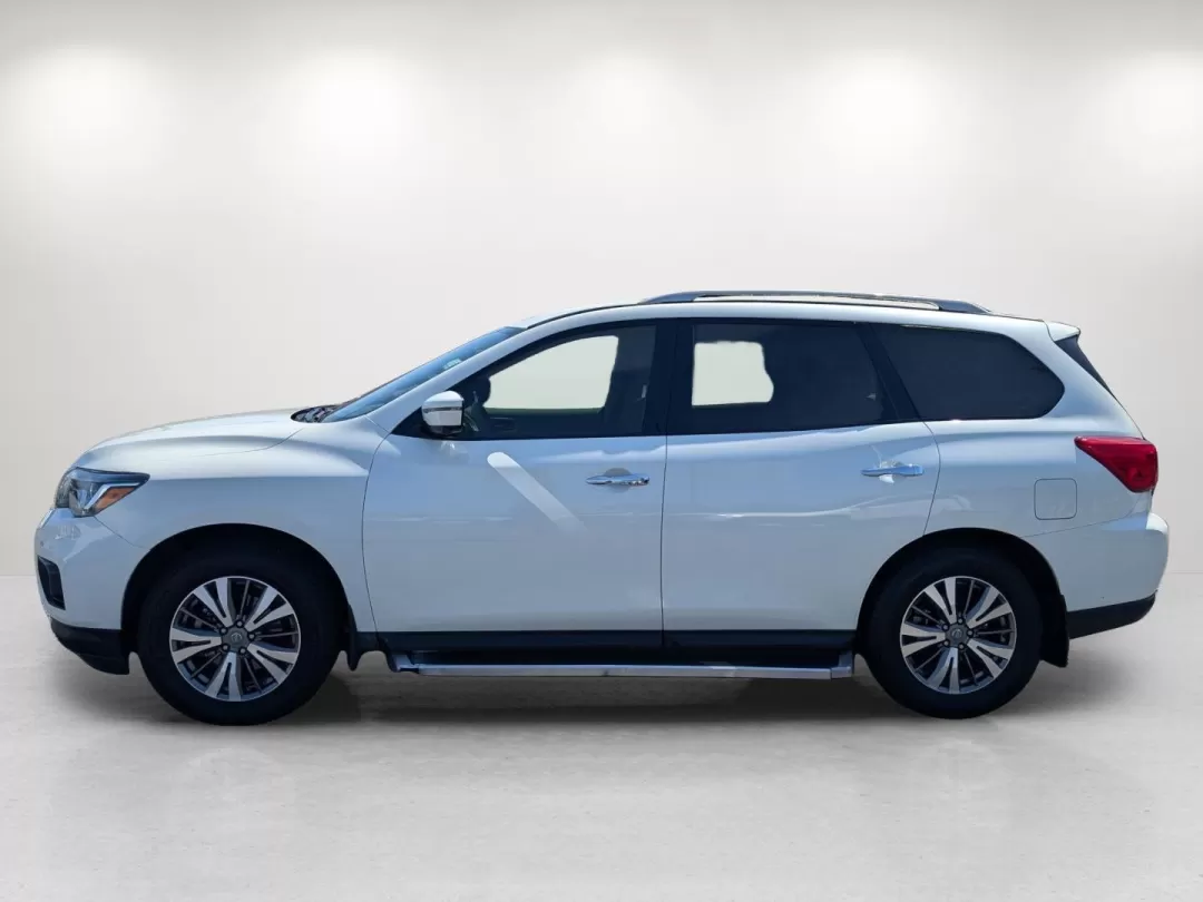 2019 /Almond Nissan Pathfinder SL (5N1DR2MN1KC) with an Other engine, located at 3959 U.S. 80 W, Phenix City, AL, 36870, (334) 297-4885, 32.469296, -85.135185 - **Discover Your Next Adventure with the 2019 Nissan Pathfinder SL at Gils Auto in Phenix City, AL!**<br /> <br /> Are you ready to elevate your family's travel experience? The 2019 Nissan Pathfinder SL is the perfect companion for family road trips, weekend adventures, or daily commutes. With spacio - Photo#8