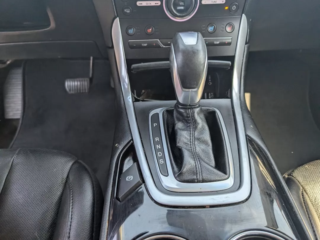2015 Ford Edge Titanium (2FMTK3K89FB) with an Other engine, located at 3959 U.S. 80 W, Phenix City, AL, 36870, (334) 297-4885, 32.469296, -85.135185 - **Discover the Perfect SUV for Your Next Adventure: 2015 Ford Edge Titanium at Gils Auto!**<br /> <br /> Are you ready to elevate your daily commute or weekend adventures? Look no further than the stunning 2015 Ford Edge Titanium, now available at Gils Auto in Phenix City, AL. This versatile SUV is - Photo#14