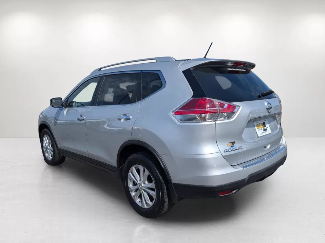 2015 /Charcoal Nissan Rogue SV (KNMAT2MV9FP) with an Other engine, located at 3959 U.S. 80 W, Phenix City, AL, 36870, (334) 297-4885, 32.469296, -85.135185 - ### Experience Adventure in Comfort: 2015 Nissan Rogue SV AWD at Gils Auto in Phenix City, AL<br /> <br /> Are you on the hunt for a versatile and reliable SUV that fits seamlessly into your lifestyle? Look no further than this stunning 2015 Nissan Rogue SV AWD, available now at Gils Auto in Phenix - Photo#6