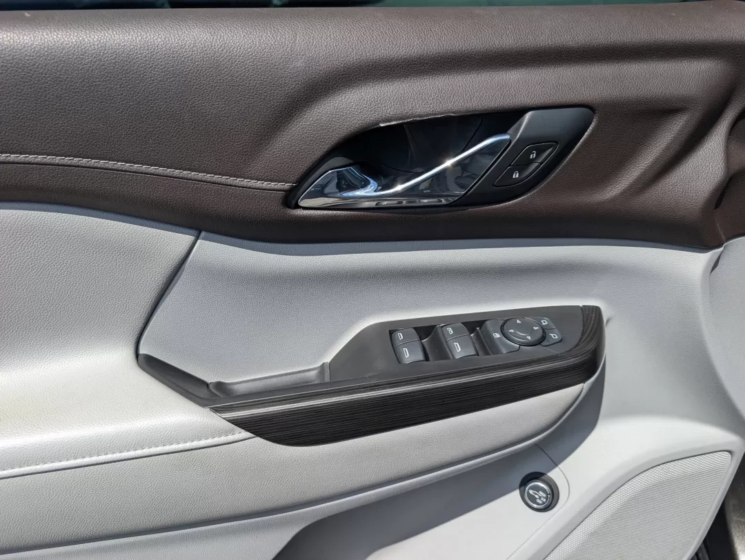 2019 /Cocoa/ Light Ash Gray GMC Acadia SLT (1GKKNMLS2KZ) with an Other engine, located at 3959 U.S. 80 W, Phenix City, AL, 36870, (334) 297-4885, 32.469296, -85.135185 - Experience the perfect blend of style, space, and performance with the 2019 GMC Acadia SLT, now available at Gils Auto in Phenix City, AL. This Sport Utility Vehicle (SUV) isn't just a vehicle; it's a lifestyle upgrade, making it ideal for growing families, weekend adventurers, or anyone seeking a r - Photo#8