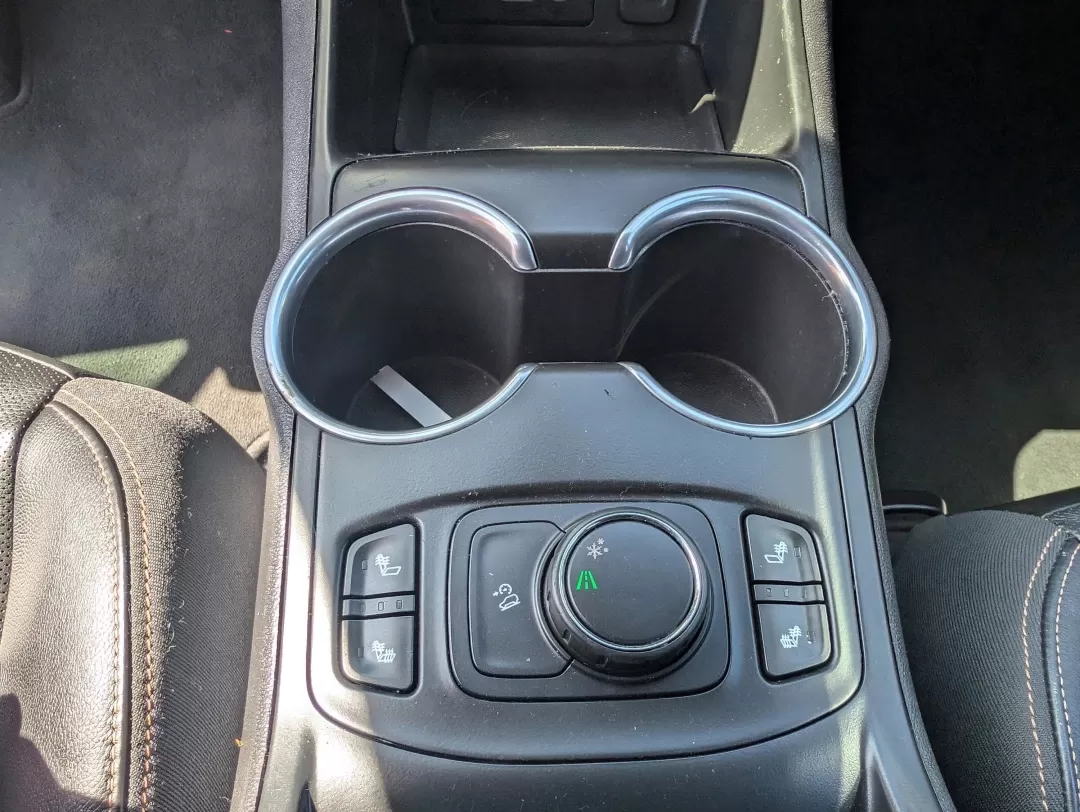 2019 /Jet Black GMC Terrain SLT (3GKALPEV7KL) with an Other engine, located at 3959 U.S. 80 W, Phenix City, AL, 36870, (334) 297-4885, 32.469296, -85.135185 - **Discover Your Next Adventure with the 2019 GMC Terrain SLT SUV at Gils Auto in Phenix City, AL!**<br /> <br /> Are you ready to elevate your driving experience? Whether you're commuting to work, loading up for a weekend getaway, or shuttling the kids to practice, the 2019 GMC Terrain SLT is your p - Photo#12