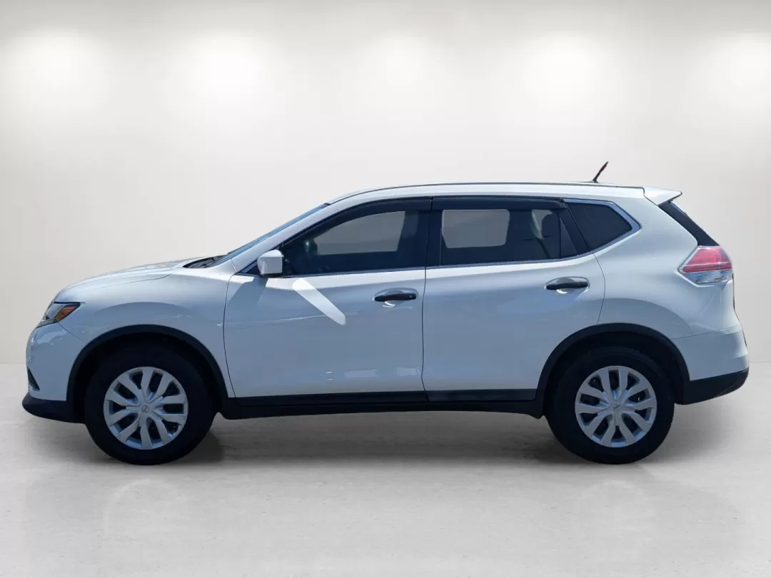 2016 Nissan Rogue S (5N1AT2MT6GC) with an Other engine, located at 521 Old Farm Lane Rd, Prattville, AL, 36066, (334) 325-1505, 32.482460, -86.416367 - **Discover Your Next Adventure with the 2016 Nissan Rogue at Gils Auto!**<br /> <br /> Are you a growing family looking for the perfect SUV to accommodate your active lifestyle? Or perhaps you're a commuter who values comfort and reliability on long drives? Look no further than this 2016 Nissan Rogu - Photo#7