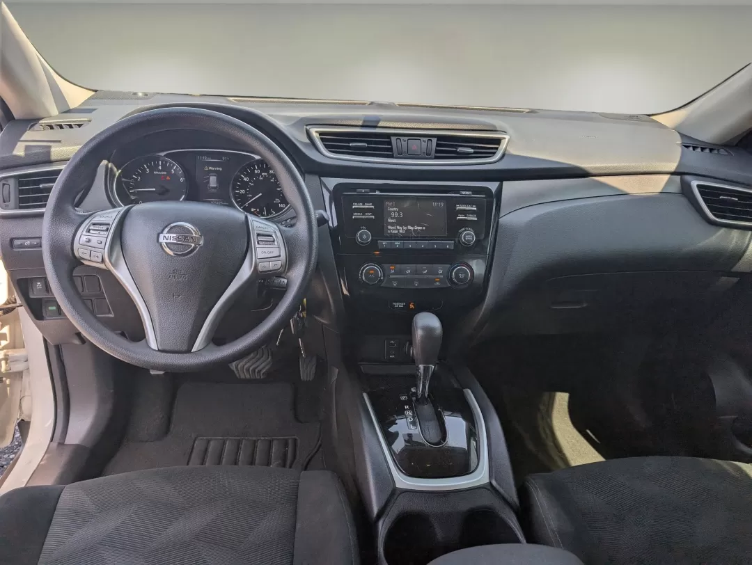 2016 Nissan Rogue S (5N1AT2MT6GC) with an Other engine, located at 521 Old Farm Lane Rd, Prattville, AL, 36066, (334) 325-1505, 32.482460, -86.416367 - **Discover Your Next Adventure with the 2016 Nissan Rogue at Gils Auto!**<br /> <br /> Are you a growing family looking for the perfect SUV to accommodate your active lifestyle? Or perhaps you're a commuter who values comfort and reliability on long drives? Look no further than this 2016 Nissan Rogu - Photo#11