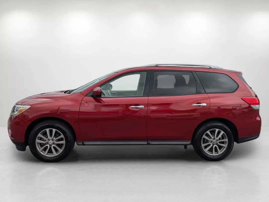 2015 Nissan Pathfinder SV (5N1AR2MN3FC) with an Other engine, located at 5115 14th Ave., Columbus, GA, 31904, (706) 323-0345, 32.511494, -84.971046 - **Explore Adventure with the 2015 Nissan Pathfinder Your Perfect Family SUV!**<br /> <br /> Are you ready to elevate your family adventures or weekend getaways? Look no further! The 2015 Nissan Pathfinder is the ideal SUV that seamlessly blends comfort, utility, and style. Designed for family fun a - Photo#7
