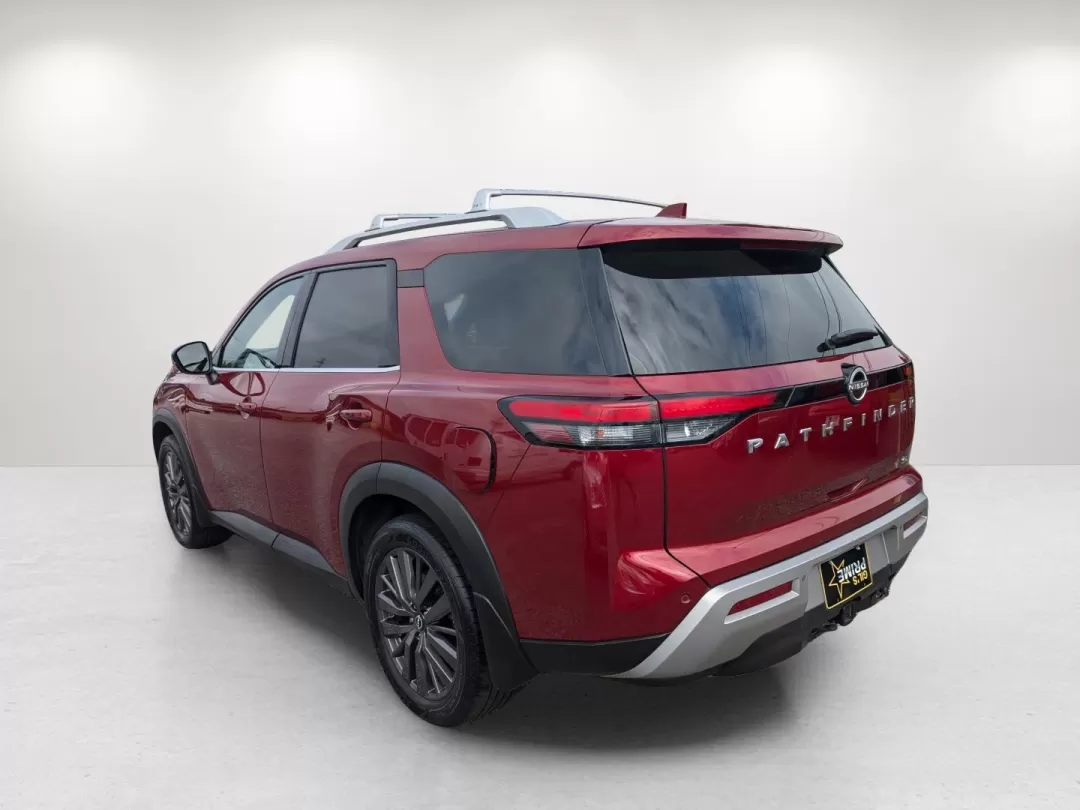 2022 /Charcoal Nissan Pathfinder SL (5N1DR3CB2NC) with an Other engine, located at 3959 U.S. 80 W, Phenix City, AL, 36870, (334) 297-4885, 32.469296, -85.135185 - Explore life to the fullest with the 2022 Nissan Pathfinder SL, perfectly designed for those who seek adventure without sacrificing comfort. Whether you're a growing family needing space for your kids and gear, or a budget-conscious buyer looking for a reliable SUV, this vehicle is the ideal compani - Photo#7
