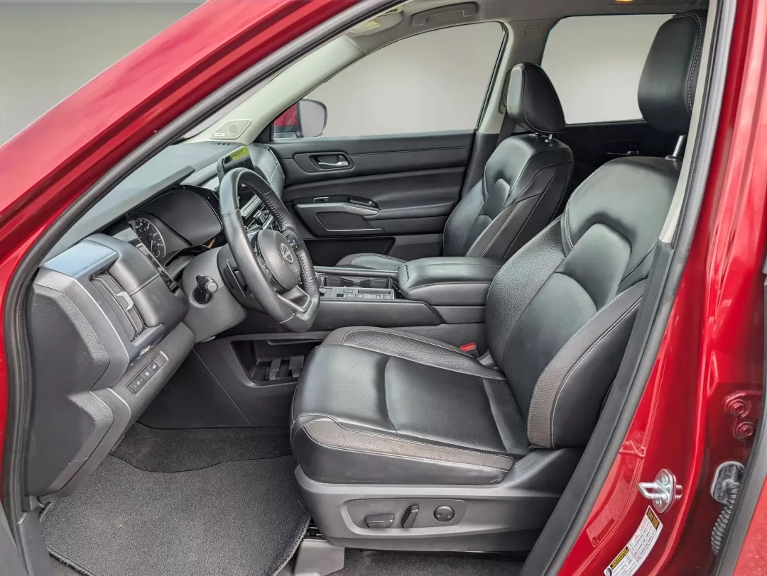 2022 /Charcoal Nissan Pathfinder SL (5N1DR3CB2NC) with an Other engine, located at 3959 U.S. 80 W, Phenix City, AL, 36870, (334) 297-4885, 32.469296, -85.135185 - Explore life to the fullest with the 2022 Nissan Pathfinder SL, perfectly designed for those who seek adventure without sacrificing comfort. Whether you're a growing family needing space for your kids and gear, or a budget-conscious buyer looking for a reliable SUV, this vehicle is the ideal compani - Photo#10