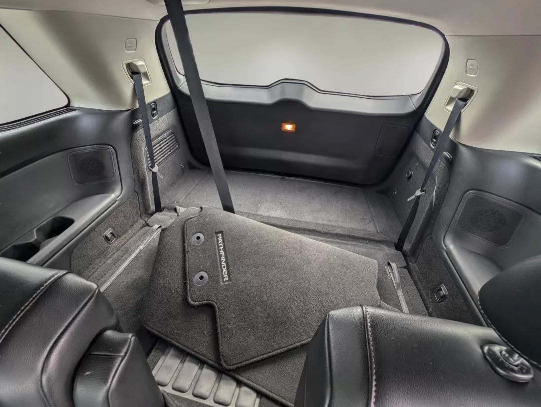 2022 /Charcoal Nissan Pathfinder SL (5N1DR3CB2NC) with an Other engine, located at 3959 U.S. 80 W, Phenix City, AL, 36870, (334) 297-4885, 32.469296, -85.135185 - Explore life to the fullest with the 2022 Nissan Pathfinder SL, perfectly designed for those who seek adventure without sacrificing comfort. Whether you're a growing family needing space for your kids and gear, or a budget-conscious buyer looking for a reliable SUV, this vehicle is the ideal compani - Photo#12