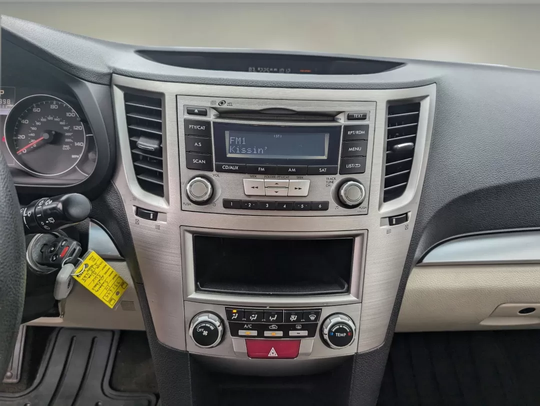 2014 /Ivory Subaru Outback 2.5i (4S4BRCAC5E3) with an Other engine, located at 3959 U.S. 80 W, Phenix City, AL, 36870, (334) 297-4885, 32.469296, -85.135185 - ### Adventure Awaits with This 2014 Subaru Outback 2.5i at Gils Auto!<br /> <br /> Are you ready to embrace life's adventures while enjoying the comfort and reliability of an all-wheel-drive vehicle? Look no further than this stunning 2014 Subaru Outback 2.5i, available now at Gils Auto in Phenix Ci - Photo#15