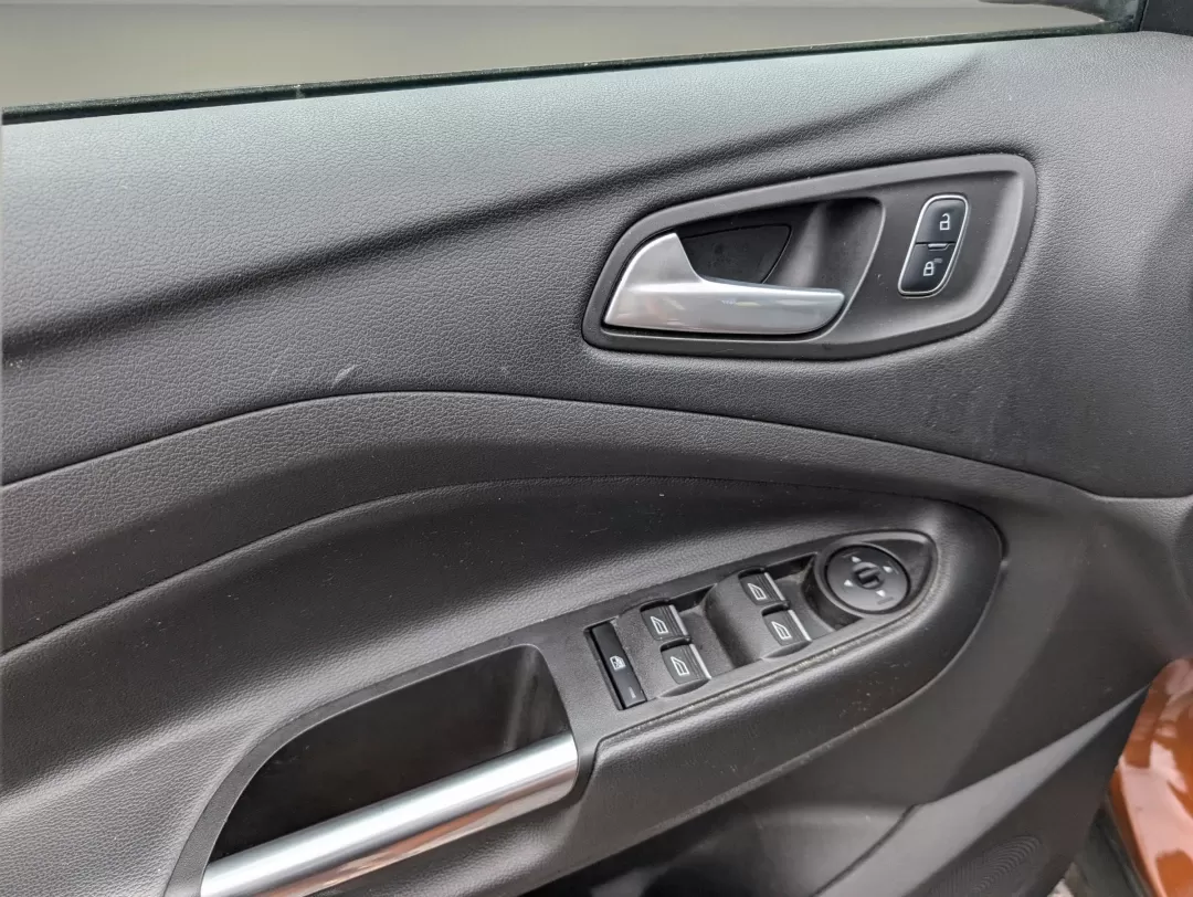 2017 Ford Escape SE (1FMCU0GD7HU) with an Other engine, located at 3959 U.S. 80 W, Phenix City, AL, 36870, (334) 297-4885, 32.469296, -85.135185 - **Discover Your Next Adventure with the 2017 Ford Escape SE at Gils Auto in Phenix City, AL!** <br /> <br /> Are you searching for the perfect SUV to elevate your lifestyle? Look no further than the stunning 2017 Ford Escape SE, meticulously designed for families, commuters, and adventure-seekers al - Photo#9