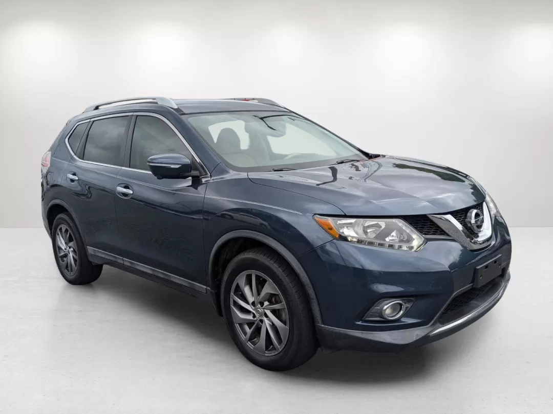 2015 /Almond Nissan Rogue SL (5N1AT2MT1FC) with an Other engine, located at 5115 14th Ave., Columbus, GA, 31904, (706) 323-0345, 32.511494, -84.971046 - **Discover Your Next Adventure with the 2015 Nissan Rogue at Gils Auto!**<br /> <br /> Are you ready to upgrade your driving experience? Whether you're a growing family looking for spacious comfort, a weekend warrior seeking adventure, or a daily commuter wanting efficiency and style, the 2015 Nissa - Photo#2