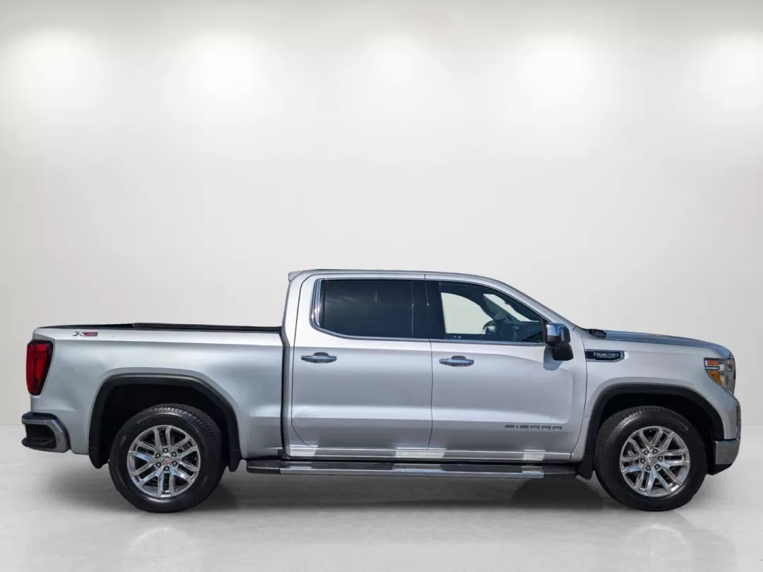 2019 /Jet Black GMC Sierra 1500 SLT (3GTU9DED8KG) with an Other engine, located at 5115 14th Ave., Columbus, GA, 31904, (706) 323-0345, 32.511494, -84.971046 - **Unleash Adventure with the 2019 GMC Sierra 1500 SLT Your Perfect Companion for Every Journey!**<br /> <br /> Are you ready to elevate your driving experience? The 2019 GMC Sierra 1500 SLT is more than just a vehicle; it's an invitation to adventure, ideal for those who crave the open road and the - Photo#3